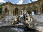 View Of The Nymph's Fountain By The Lake At Hever Castle Stock Photo