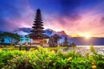 Pura Ulun Danu Bratan Temple In Bali, Indonesia Stock Photo