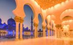 Sheikh Zayed Grand Mosque At Dusk In Abu Dhabi, Uae Stock Photo