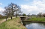 Bridge Over The Canal At Papercourt Lock Stock Photo