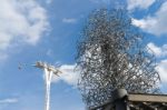 Anthony Gormley's Quantum Cloud Sculpture Next To North Greenwic Stock Photo