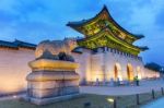 Gyeongbokgung Palace At Night In Seoul, South Korea Stock Photo