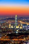 South Korea Skyline Of Seoul, The Best View Of South Korea With Lotte World Mall At Namhansanseong Fortress Stock Photo