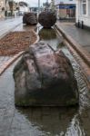 Sculpture In Chard Somerset By Neville Gabie Stock Photo