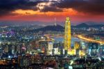 South Korea Skyline Of Seoul, The Best View Of South Korea With Lotte World Mall At Namhansanseong Fortress Stock Photo