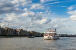 The Dixie Queen Cruising Along The River Thames Stock Photo