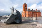 Merchant Seafarers' War Memorial In Cardiff Bay Stock Photo