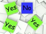 Yes No Post-it Notes Show Agree Or Disagree Stock Photo