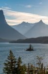 Wild Goose Island Saint Mary Lake Stock Photo