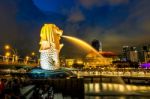 Singapore - Aug 8 ,2017 : Merlion Statue And Cityscape In Singapore Stock Photo