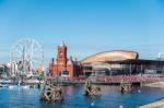 Cardiff/uk - August 27 : Ferris Wheel And Pierhead Building In C Stock Photo