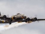 Memphis Belle Boeing B 17 Sally B Bomber Flying Over Biggin Hill Stock Photo