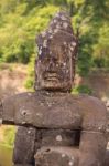 Statue Of Ancient Khmer Warrior Head At Angkor Wat Stock Photo