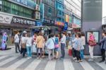 Seoul, South Korea - September 20: Namdaemun Market In Seoul, Is The Oldest And Largest Market In South Korea. Photo Taken On September 20, 2015 In Seoul, South Korea Stock Photo