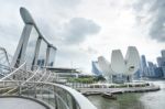 Landscape Of The Artscience Museum, Helix Bridge And Marina Bay Stock Photo