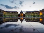 Miroir D'eau At Place De La Bourse In Bordeaux Stock Photo