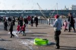 Bubblemaker On The Southbank Of The Thames Stock Photo