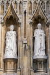 New Statues Of Queen Elizabeth And Prince Philip At Canterbury C Stock Photo