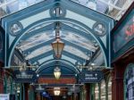 Tunbridge Wells, Kent/uk - January 5 : The Great Hall Arcade In Stock Photo