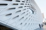 August 9, 2016 - Los Angeles, Usa: People Walk On Pedestal Front Of The Broad, A New Contemporary Art In Downtown City Los Angeles Stock Photo