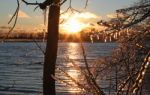 Winter Sunrise On The Grand River Stock Photo