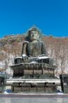 Big Buddha Monument Of Sinheungsa Temple In Seoraksan National Park In Winter, South Korea Stock Photo