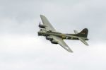 Sally B Boeing B17 Bomber Flying Over Shorham Airfield Stock Photo