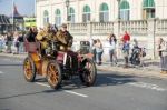 Car Approaching The Finish Line Of The London To Brighton Vetera Stock Photo