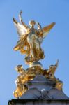 Victoria Memorial Outside Buckingham Palace Stock Photo