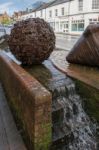 Sculpture In Chard Somerset By Neville Gabie Stock Photo