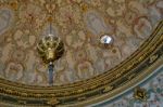 Istanbul, Turkey - May 27 : Ornate Ceiling In Topkapi Palace And Museum In Istanbul Turkey On May 27, 2018 Stock Photo