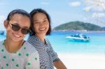 Mother And Daughter On The Beach At Similan Islands, Thailand Stock Photo