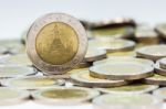 Coins Of Thailand. Wat Arun Temple In Bangkok, Thailand, Depicted In The Thai Ten Baht Coin Stock Photo