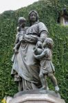 Mother's Love Statue At The Donndorf Fountain In Weimar Stock Photo