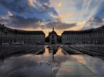 Miroir D'eau At Place De La Bourse In Bordeaux Stock Photo