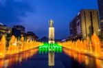 Seoul, South Korea - April 30, 2016:beautifully Color Water Fountain At Gwanghwamun Plaza With The Statue Of The Admiral Yi Sun-sin In Downtown.photo Taken On April 30,2016 In Seoul,south Korea Stock Photo