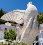 Mijas, Andalucia/spain - July 3 : Statue Of A Dove In The Hand I Stock Photo