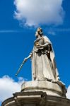 Statue Outside St Paul's Cathedral Stock Photo