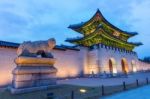 Gyeongbokgung Palace At Night In Seoul, South Korea Stock Photo