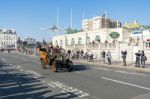 Cars Approaching The Finish Line Of The London To Brighton Veter Stock Photo