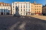 Fountain In The Center Of A Court Yard Stock Photo