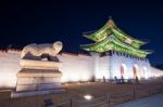 Gyeongbokgung Palace At Night In Seoul, South Korea Stock Photo