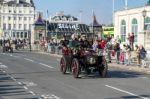 Cars Approaching The Finish Line Of The London To Brighton Veter Stock Photo