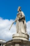 Statue Outside St Paul's Cathedral Stock Photo