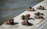 Iron Shoes Memorial To Jewish People Executed Ww2 In Budapest Stock Photo