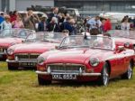 Red Arrows Pilots Entertaining The Crowds At Biggin Hill Stock Photo