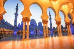 Sheikh Zayed Grand Mosque At Dusk In Abu Dhabi, Uae Stock Photo