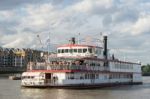 The Dixie Queen Cruising Along The River Thames Stock Photo