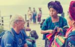 Street Vendors In The Busy Tourist Town Of Panajachel, Guatemala Stock Photo