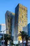 Las Vegas, Nevada/usa - August 1 : View At Sunrise Of Apartment Stock Photo